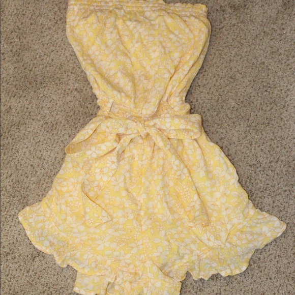 Tube top romper with tie belt - Picture 2 of 3